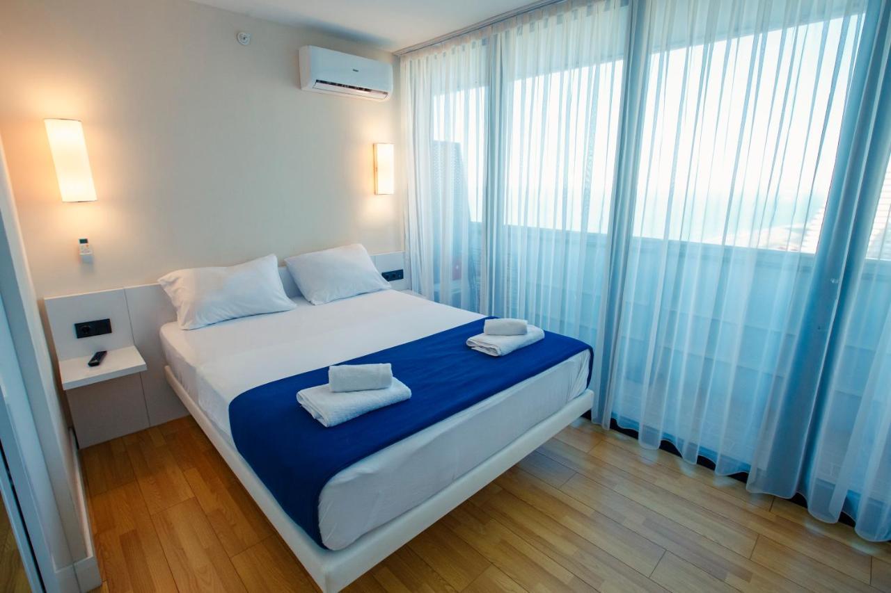 Sea Side Aparthotel in Orbi Batumi Exterior foto
