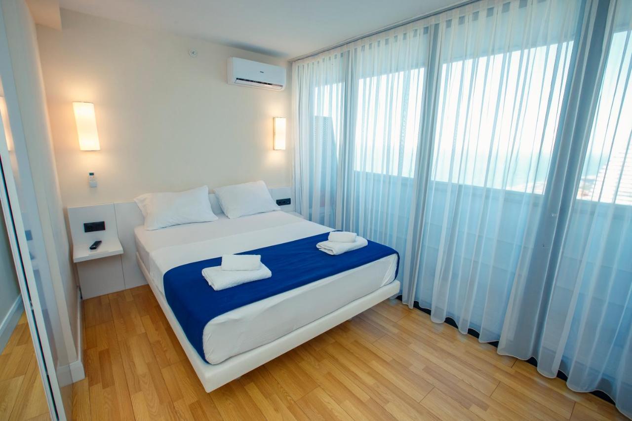 Sea Side Aparthotel in Orbi Batumi Exterior foto