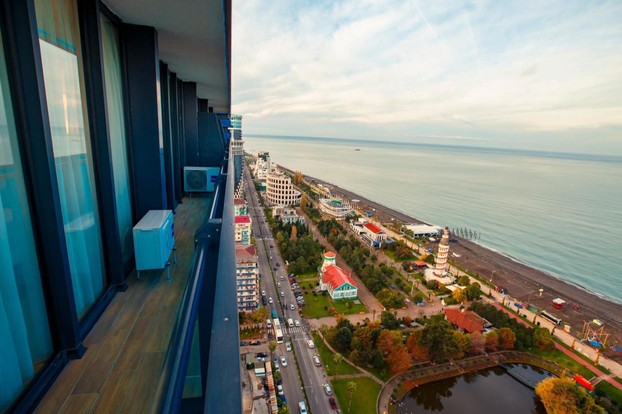 Sea Side Aparthotel in Orbi Batumi Exterior foto