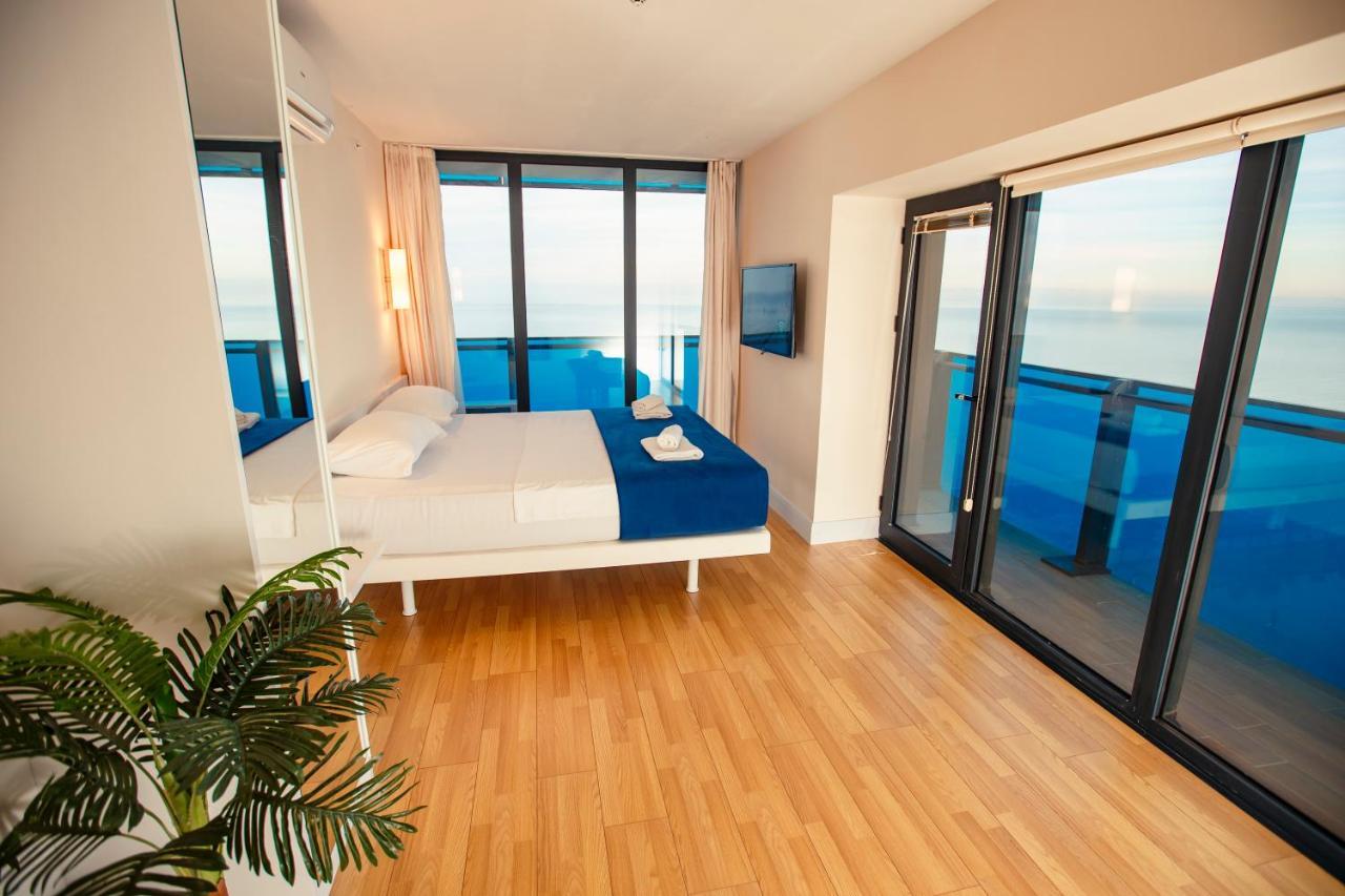 Sea Side Aparthotel in Orbi Batumi Exterior foto
